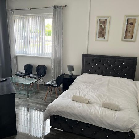 Zams Rooms Stoke-on-Trent Ngoại thất bức ảnh
