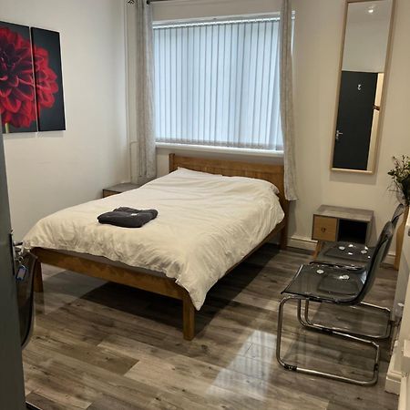 Zams Rooms Stoke-on-Trent Ngoại thất bức ảnh