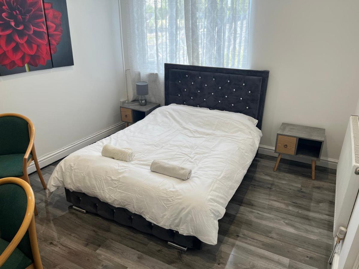Zams Rooms Stoke-on-Trent Ngoại thất bức ảnh